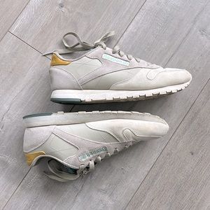 REEBOK classic